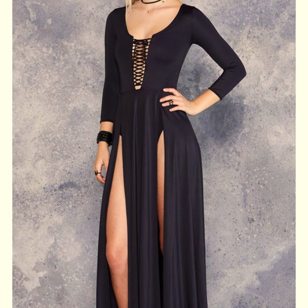 LOOKING FOR: BlackMilk Vamp Split Maxi Dress